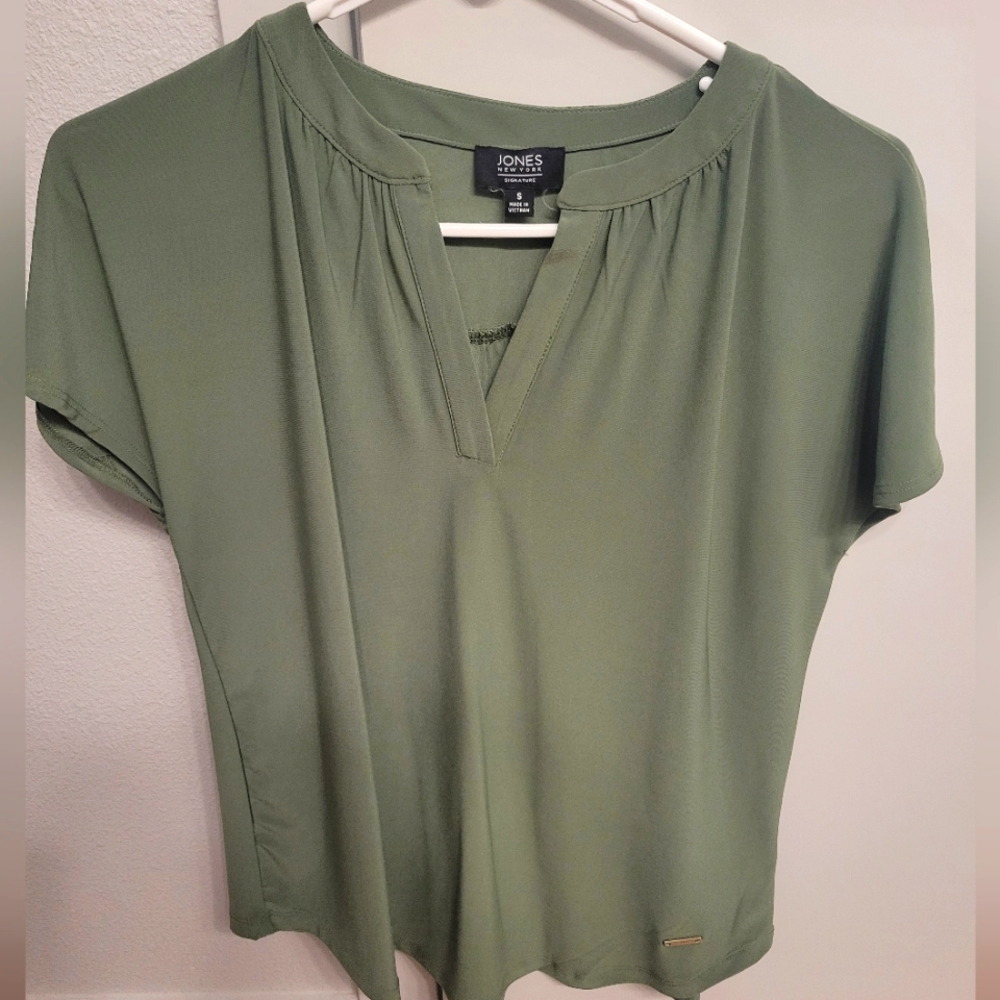 Green top